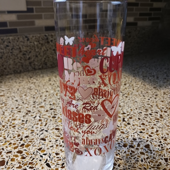 Tall Valentines Themed Glass Vase EUC - Picture 6 of 12